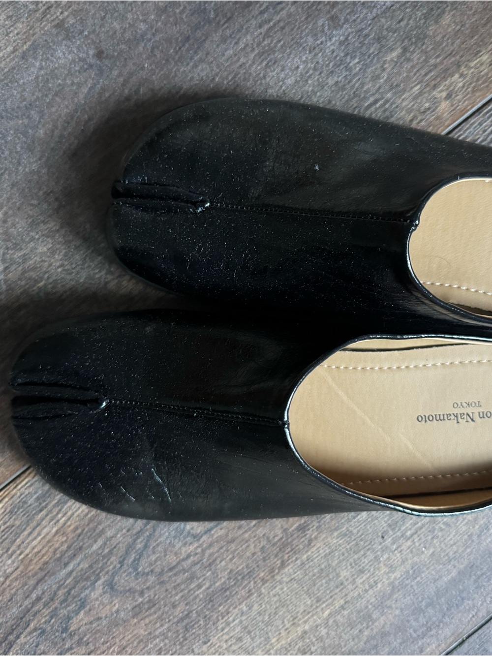 Maison Nakamoto Black Tabi-Style Leather Mules
